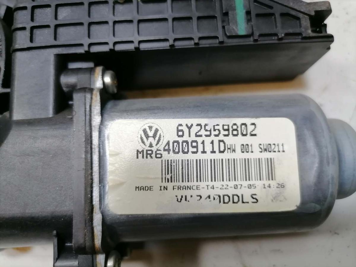 VW Polo 9N3 original Fensterhebermotor vorn links Bj.2005